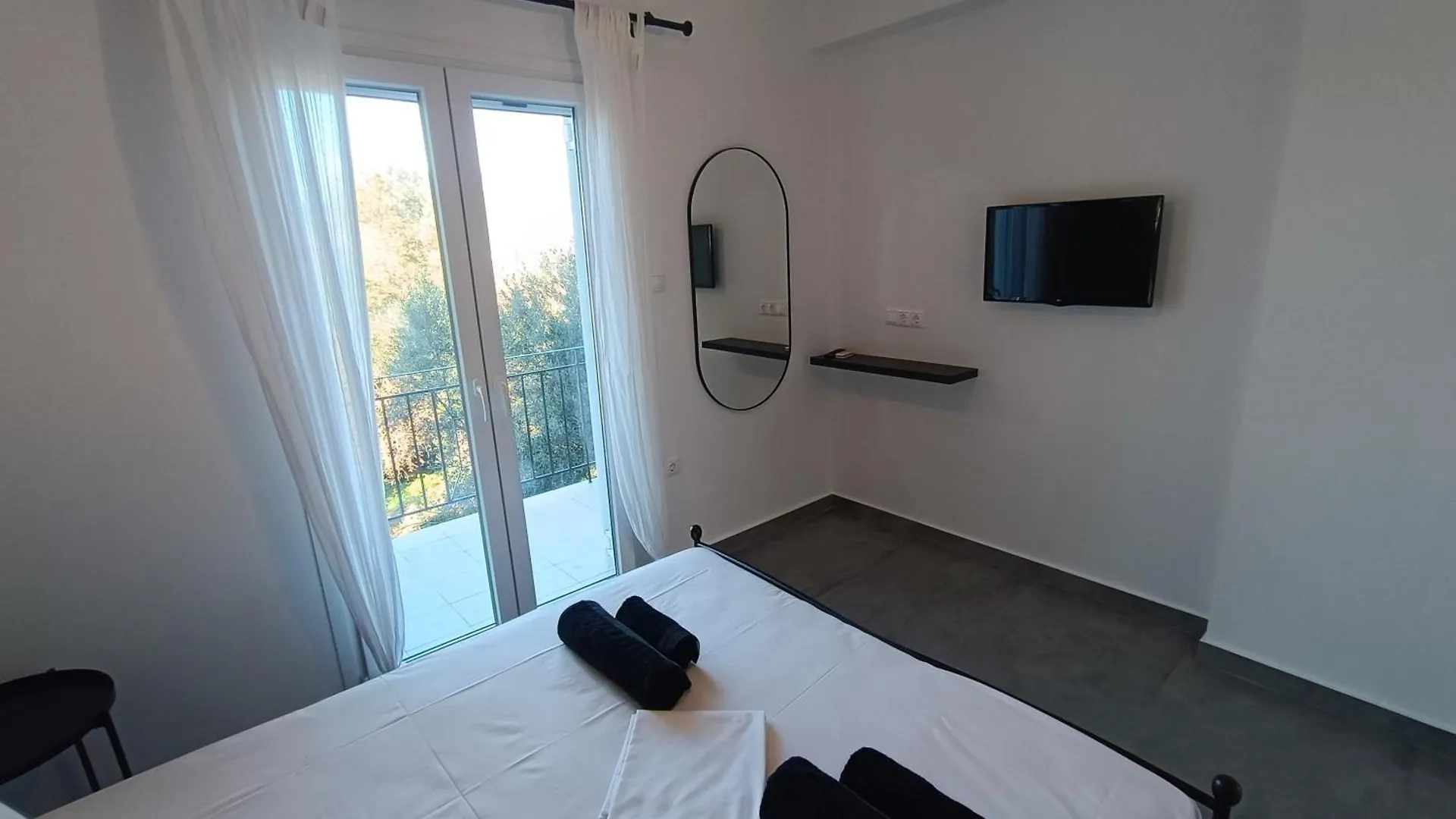 Alexander Apartment 3 Spartia