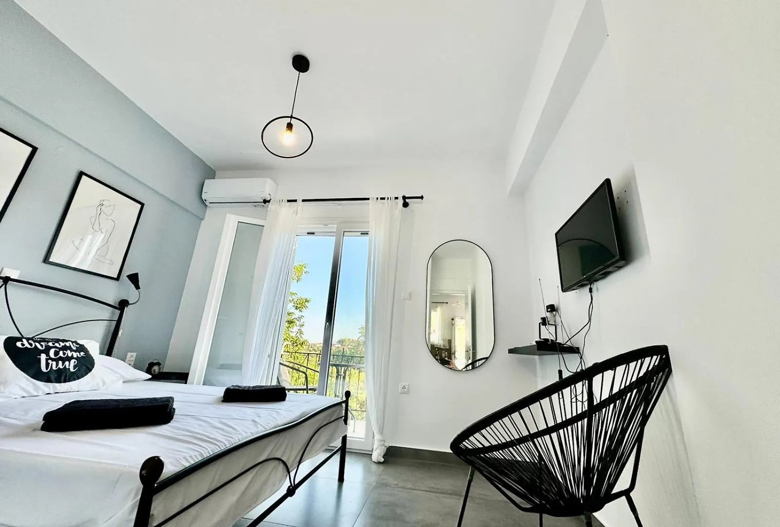 Alexander Apartment 3 Spartia  Yunanistan