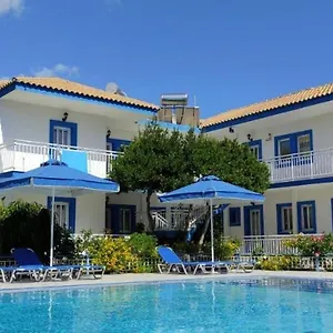 Appart hôtel Blue White Apartments - Kefallonia Poolside Retreats, Spartià