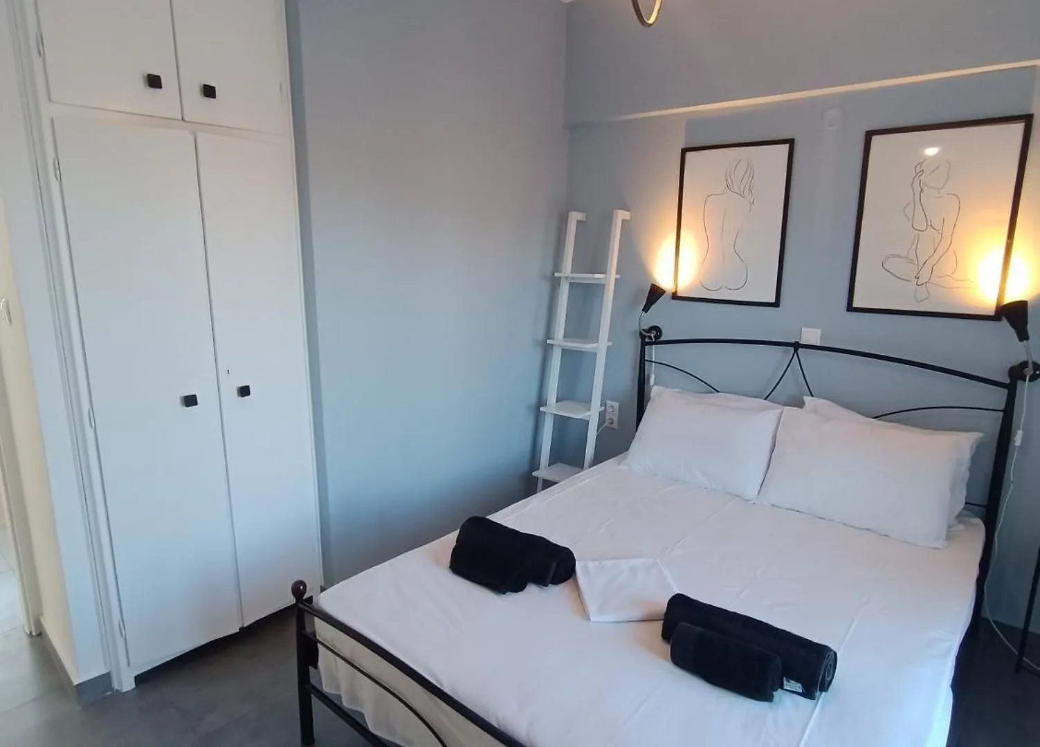 Alexander Apartment 3 스파르티아