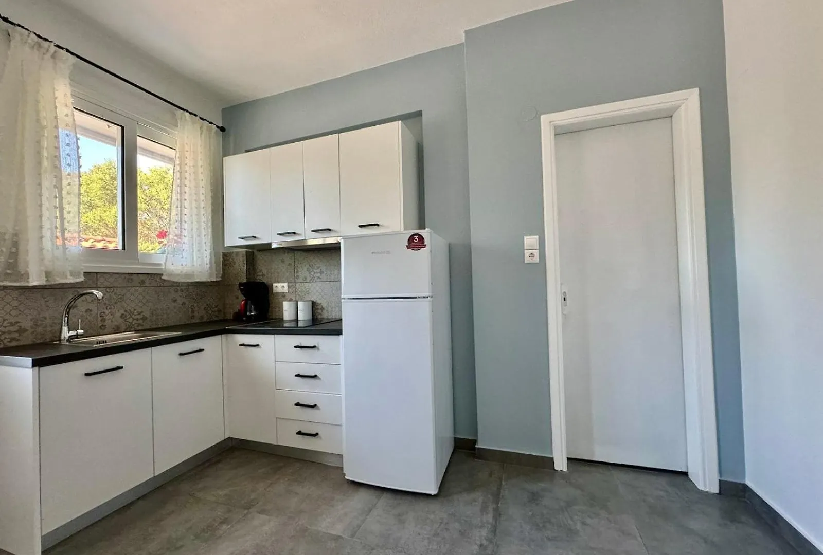 Alexander Apartment 3 스파르티아